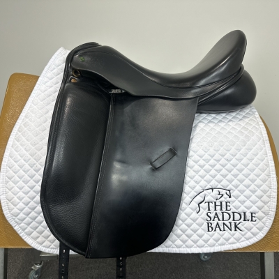 Image of 17.5 inch Ideal Suzannah Dressage Black Wide