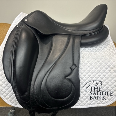 Image of 18 inch Antares Cadence Black Medium Wide