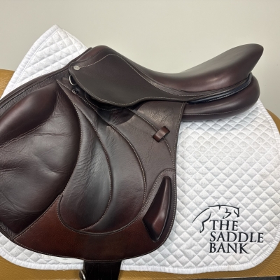 Image of 17.5 inch Antares Evolution Black Medium Wide