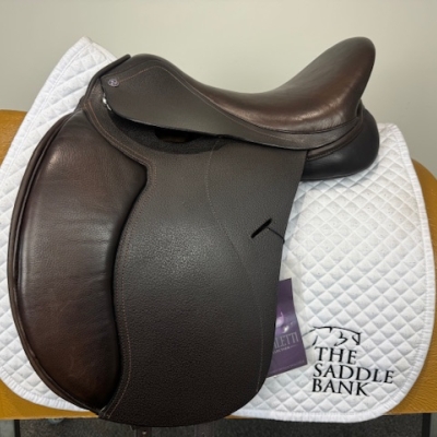 Image of 16 inch Cavaletti Collection Dual Flap Dressage Brown Adjustable