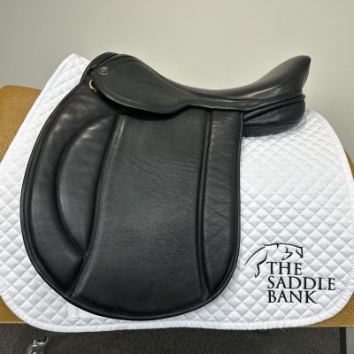 Image of 17.5 inch Pony Cob Horse VSD Black Medium Wide