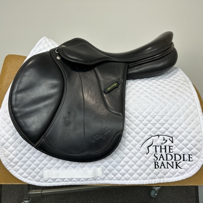 Image of 17 inch Amerigo Vega Jump Black Wide - Extra Wide