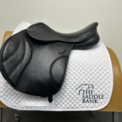 Image of 17 inch Kent and Masters S-Series Jump MJJ Black Adjustable