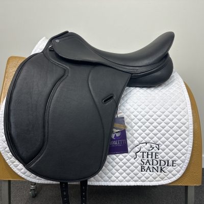 Image of 17.5 inch Cavaletti Collection Covered Leather Dual Flap Dressage Black Adjustable
