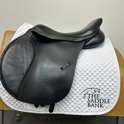 Image of 17 inch Kent and Masters Original Flat back GP MGU Black Adjustable